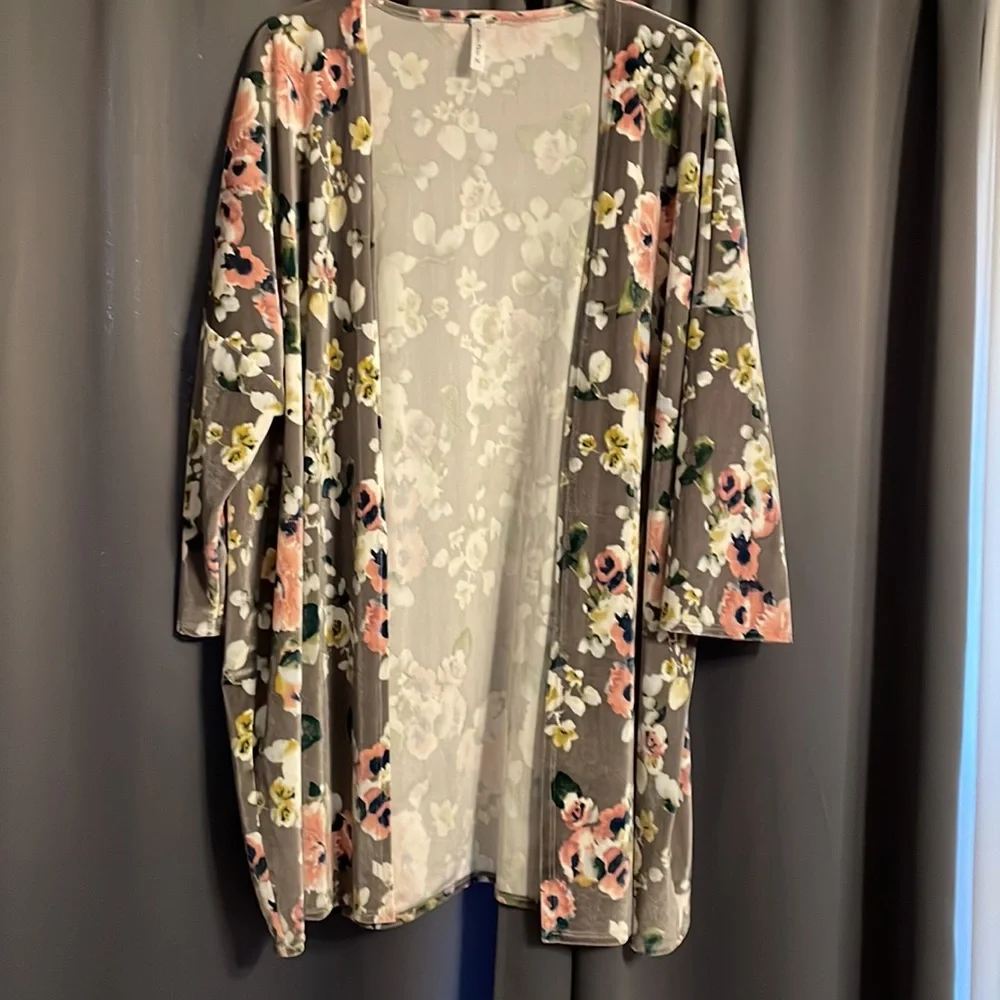 Cardigan - Picture 6 of 8